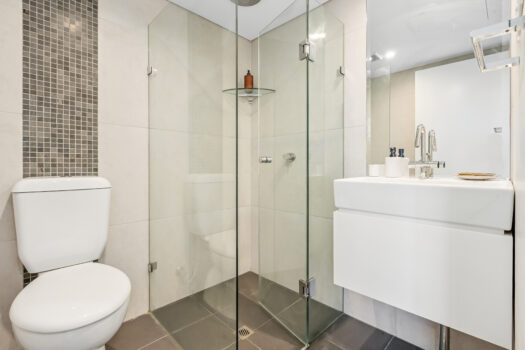 18/120A Clovelly Road