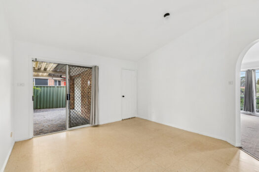 8 Tamworth Crescent Hoxton Park