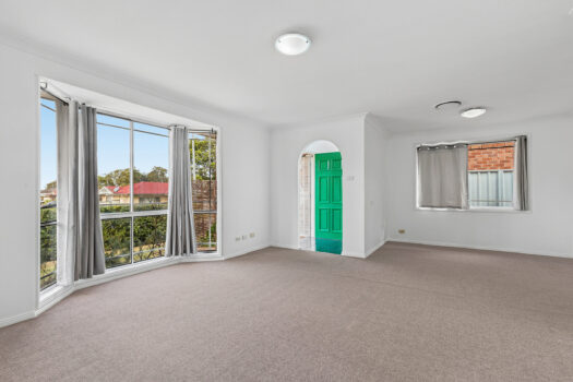 8 Tamworth Crescent Hoxton Park
